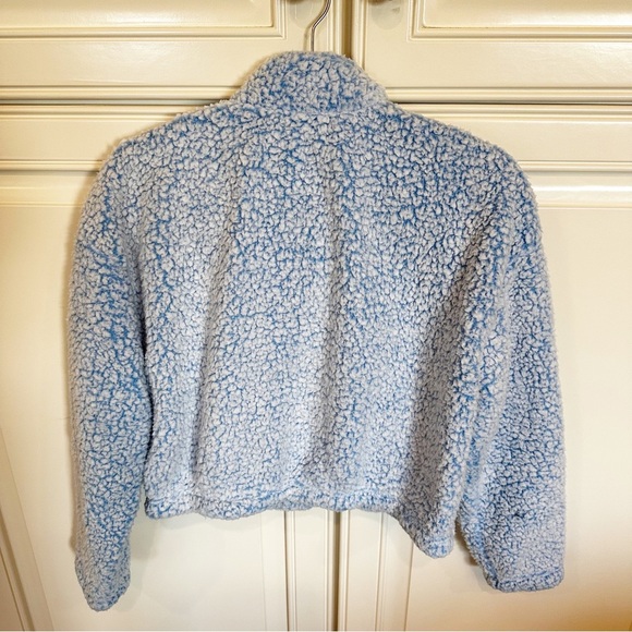 Pacsun Women’s Baby Blue Faux Sherpa Teddy Pullover Cropped Sweater - Picture 8 of 8